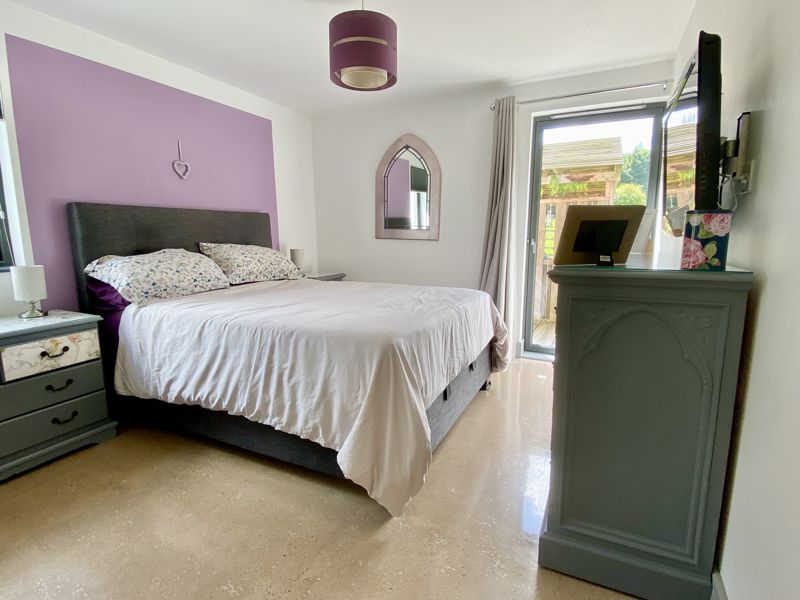 Master Bedroom - click for photo gallery